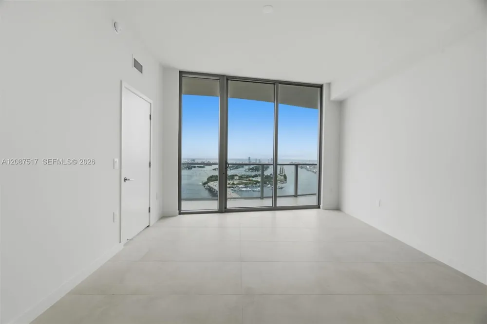 1400 BISCAYNE BLVD #4604C Miami, FL 33132
