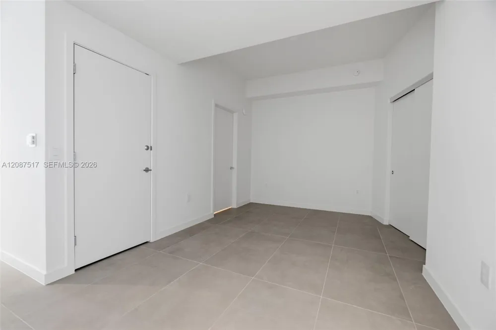1400 BISCAYNE BLVD #4604C Miami, FL 33132