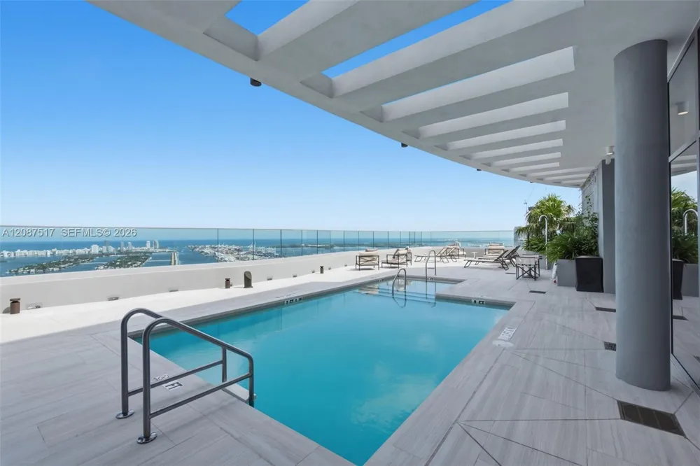1400 BISCAYNE BLVD #4604C Miami, FL 33132