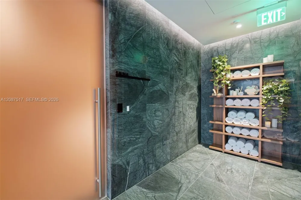 1400 BISCAYNE BLVD #4604C Miami, FL 33132