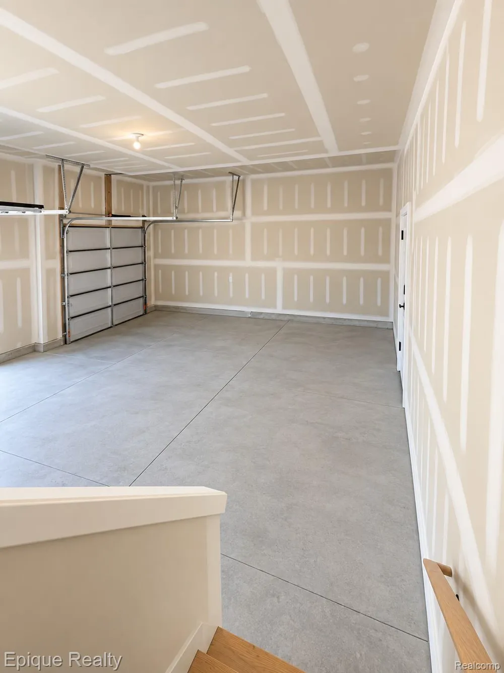 29736 Red Fox Lane Chesterfield Township, MI 48047