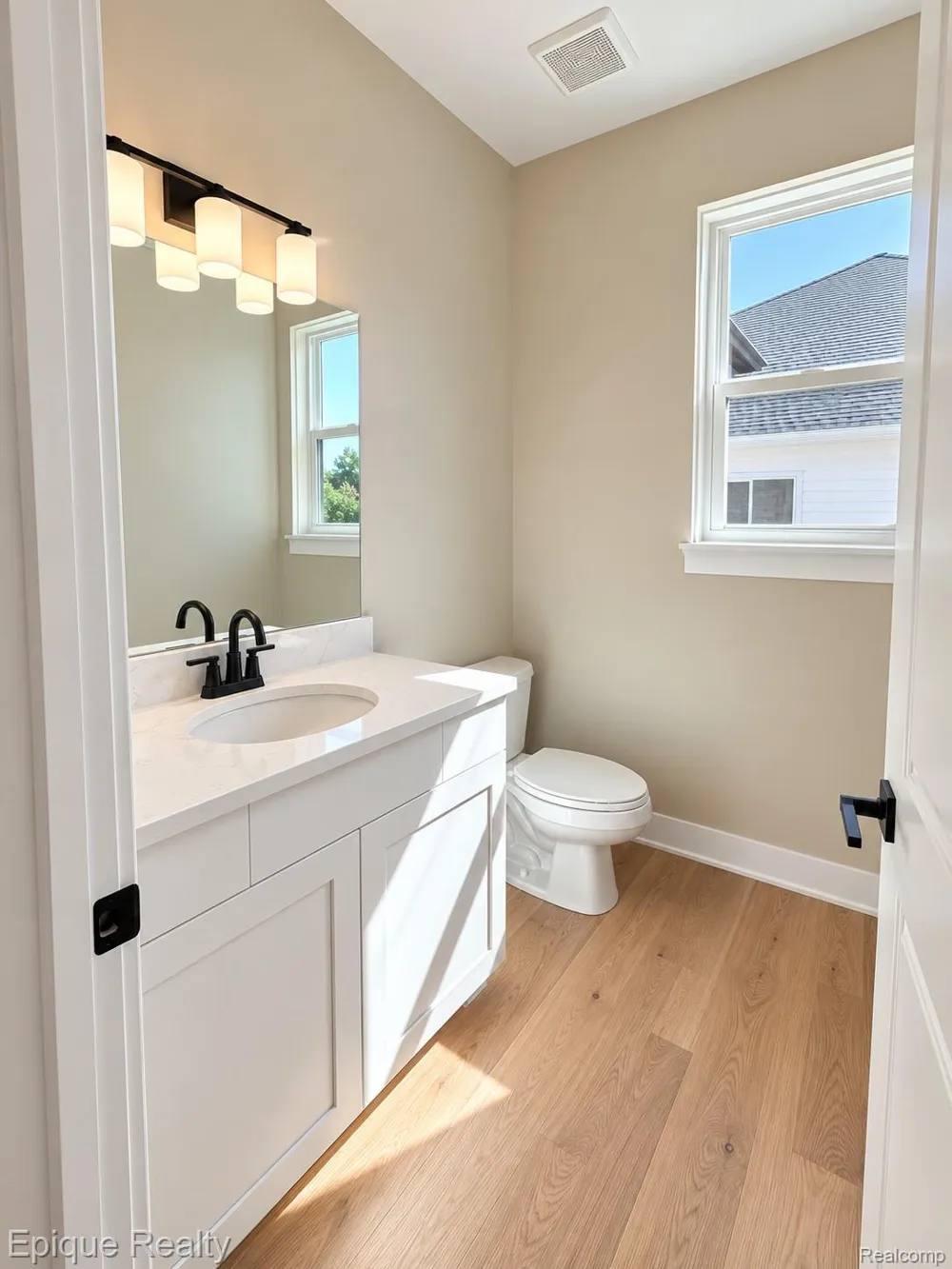 29736 Red Fox Lane Chesterfield Township, MI 48047