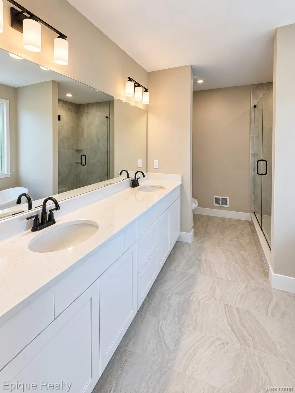 29736 Red Fox Lane Chesterfield Township, MI 48047