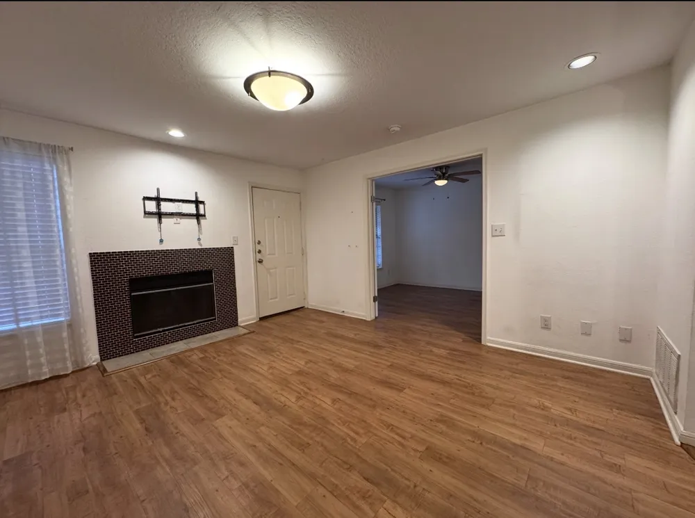 7685 Northcross Drive #706 Austin, TX 78757
