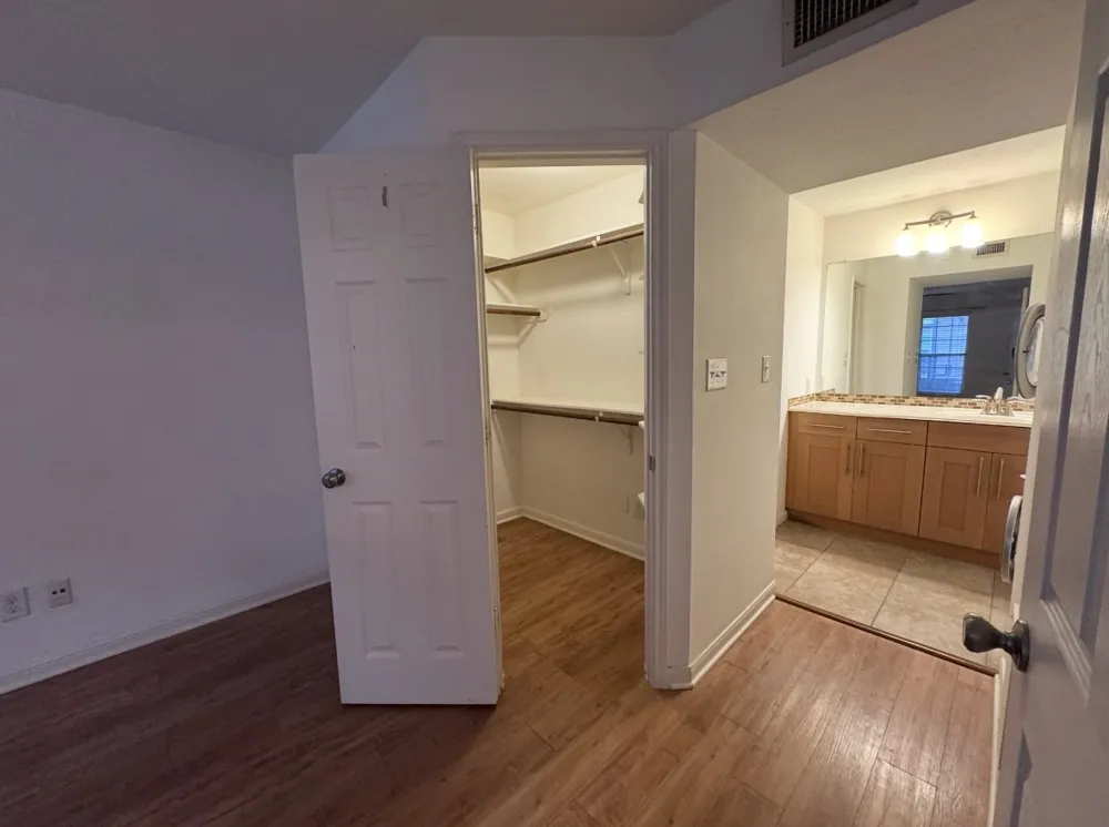 7685 Northcross Drive #706 Austin, TX 78757