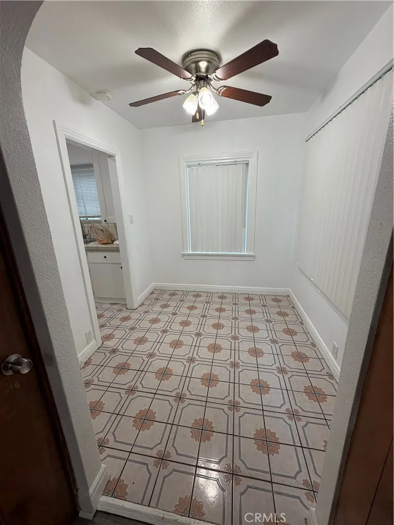 1802 E Glenoaks Glendale, CA 91206