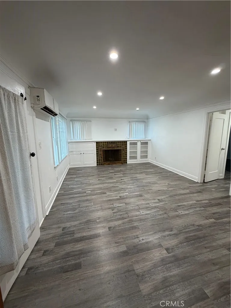 1802 E Glenoaks Glendale, CA 91206
