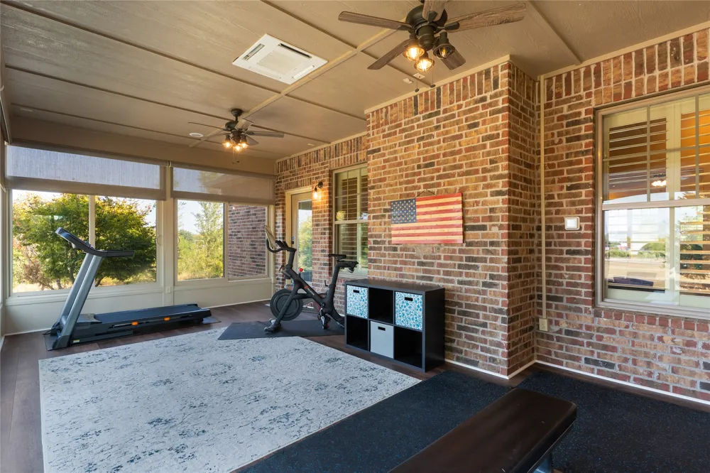 15490 21st East Avenue Skiatook, OK 74070