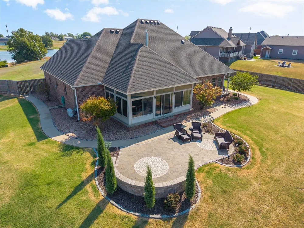 15490 21st East Avenue Skiatook, OK 74070