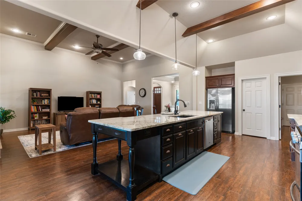 15490 21st East Avenue Skiatook, OK 74070