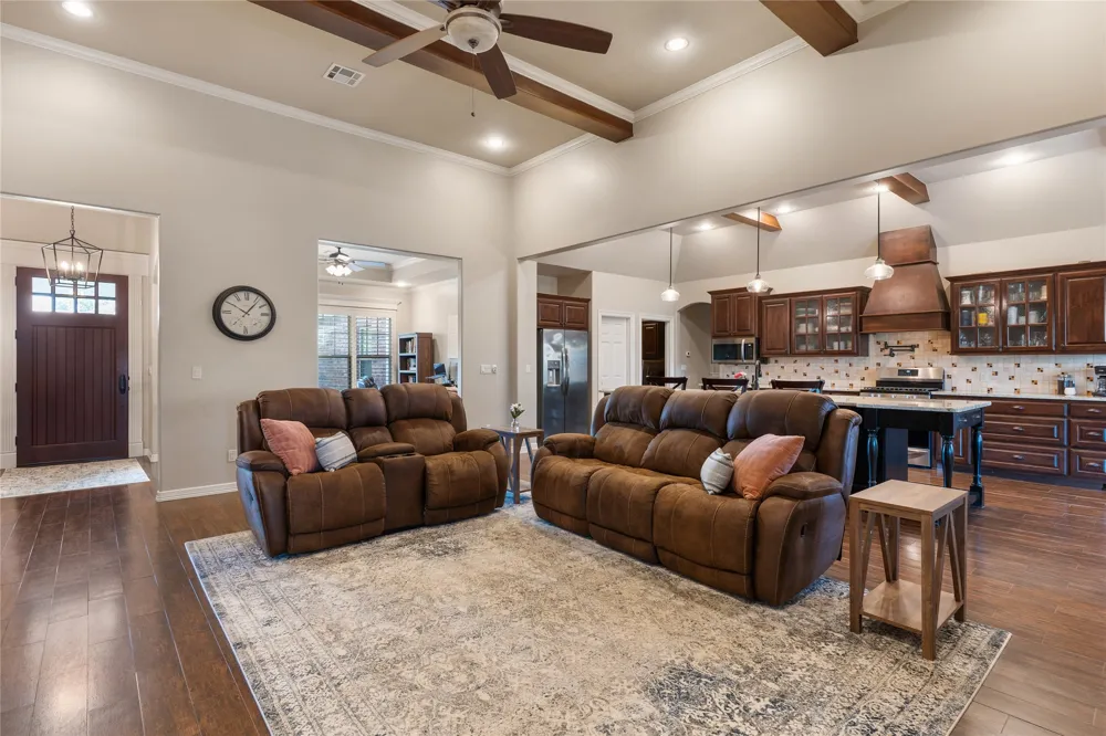 15490 21st East Avenue Skiatook, OK 74070