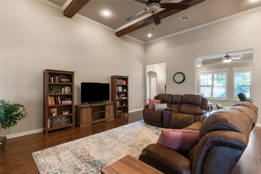 15490 21st East Avenue Skiatook, OK 74070