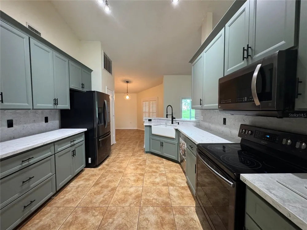 2851 BLUSH DRIVE Lakeland, FL 33813