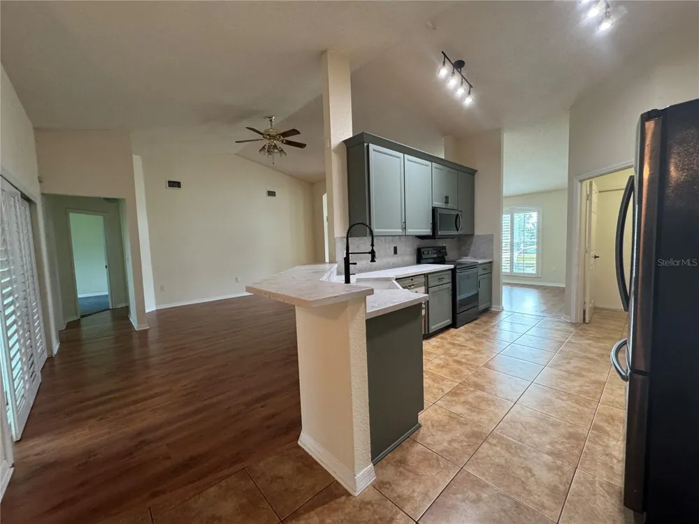 2851 BLUSH DRIVE Lakeland, FL 33813