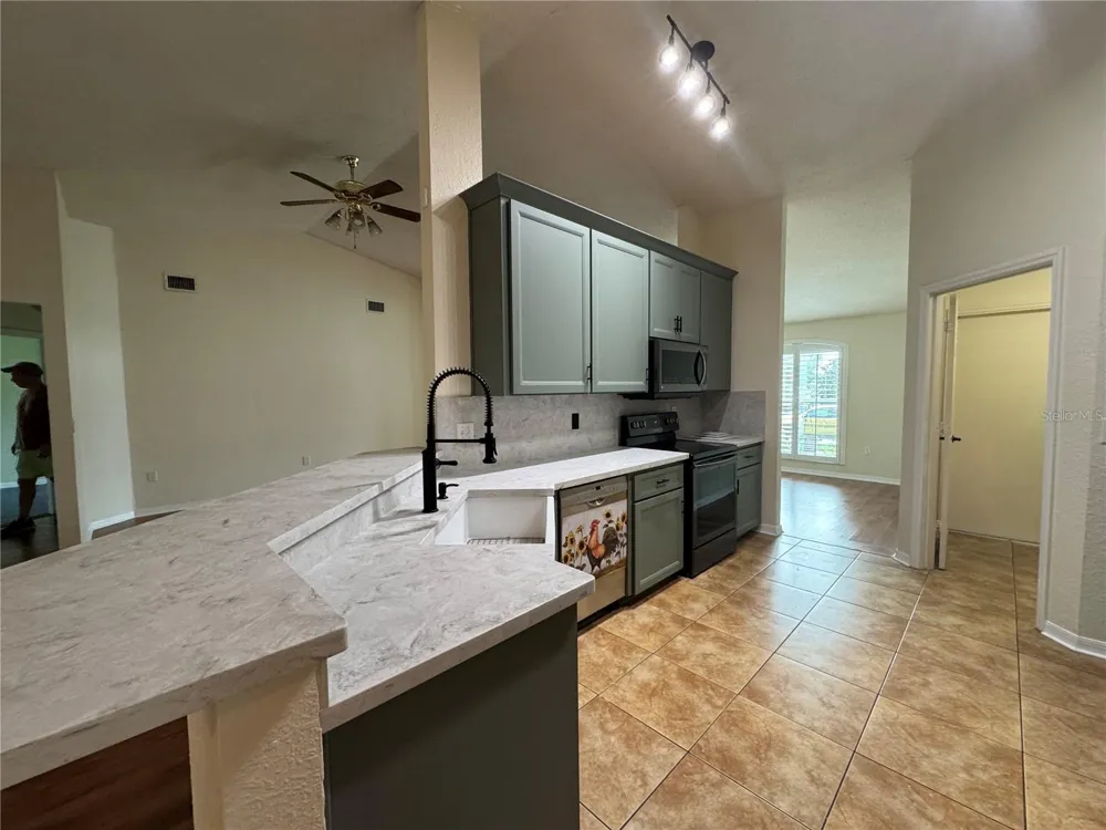 2851 BLUSH DRIVE Lakeland, FL 33813