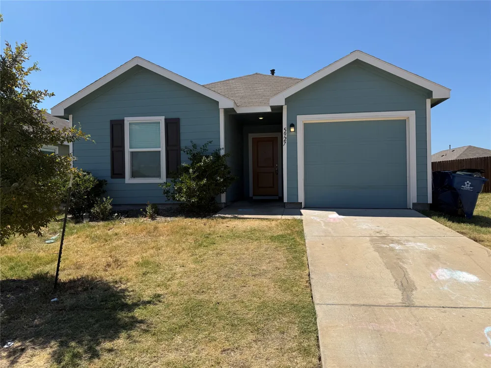 5927 Nyquist Way Forney, TX 75126