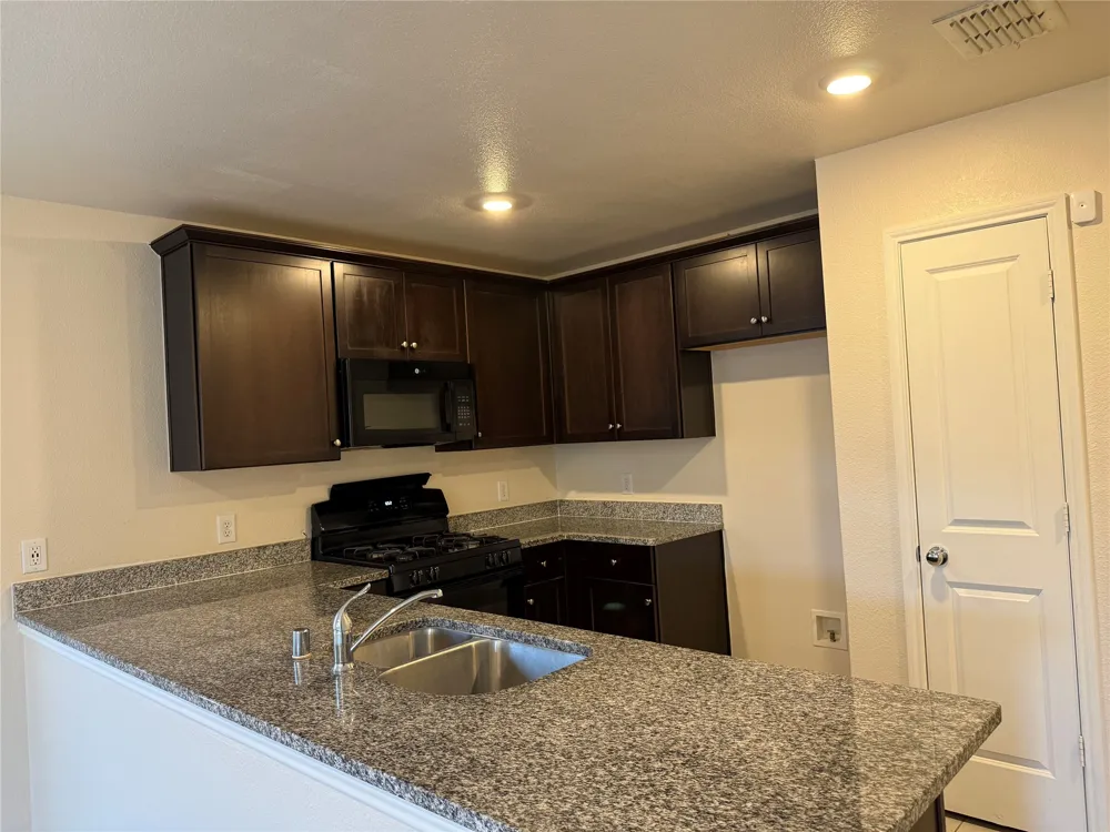 5927 Nyquist Way Forney, TX 75126