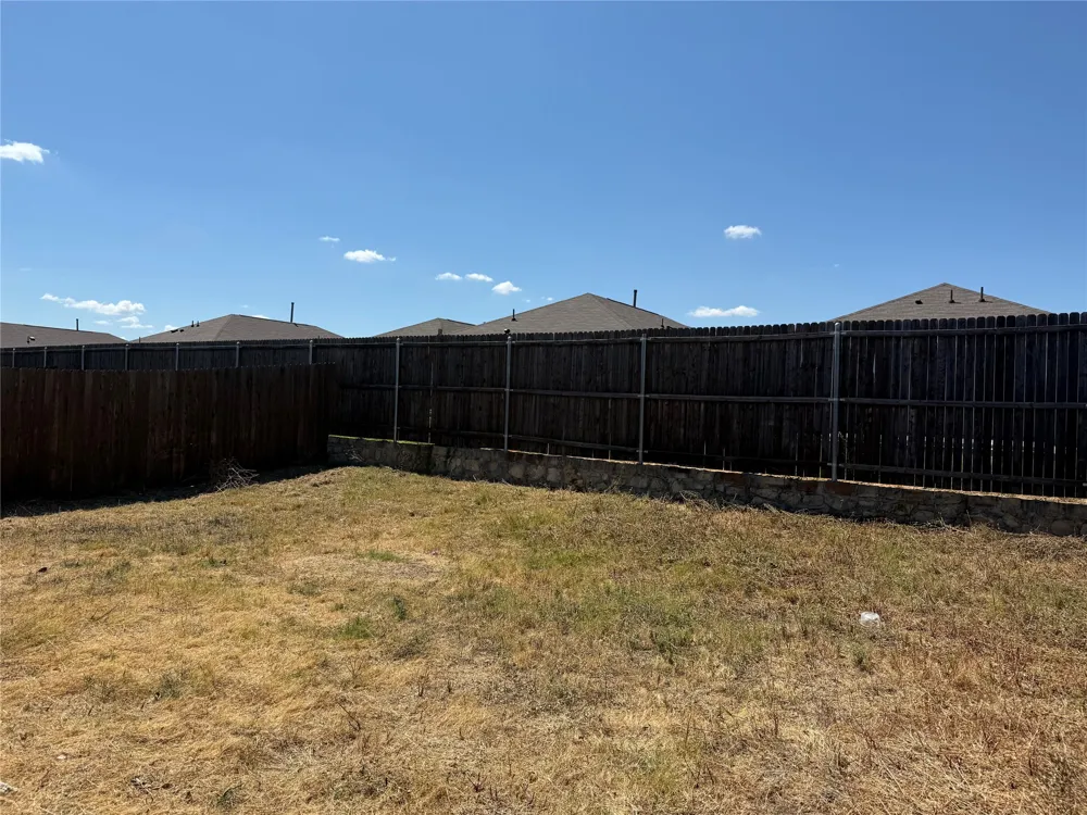 5927 Nyquist Way Forney, TX 75126
