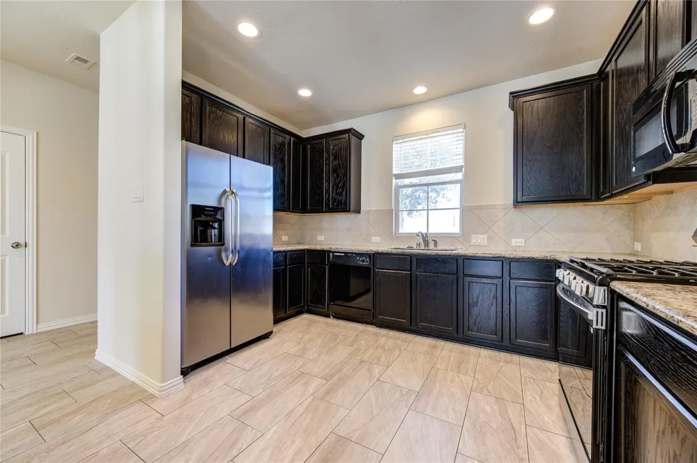 16723 Mammoth Springs Drive Houston, TX 77095