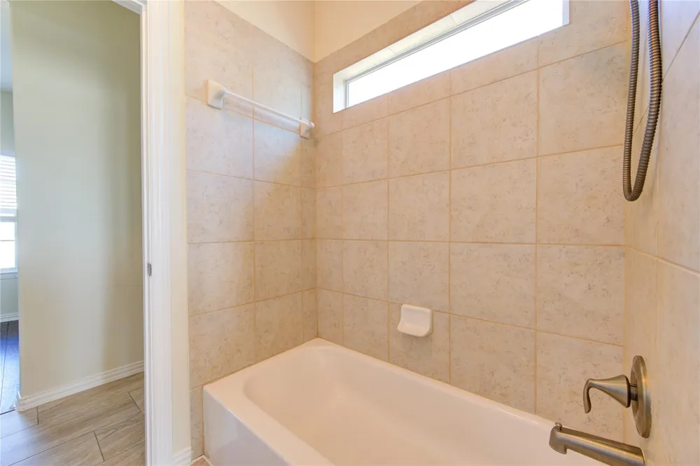 16723 Mammoth Springs Drive Houston, TX 77095