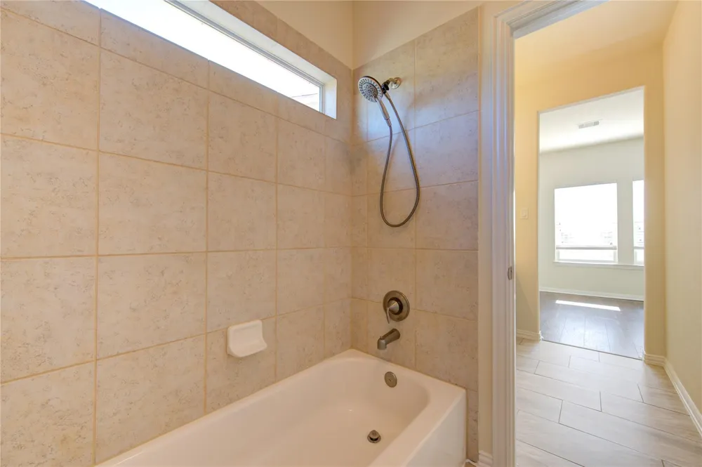 16723 Mammoth Springs Drive Houston, TX 77095