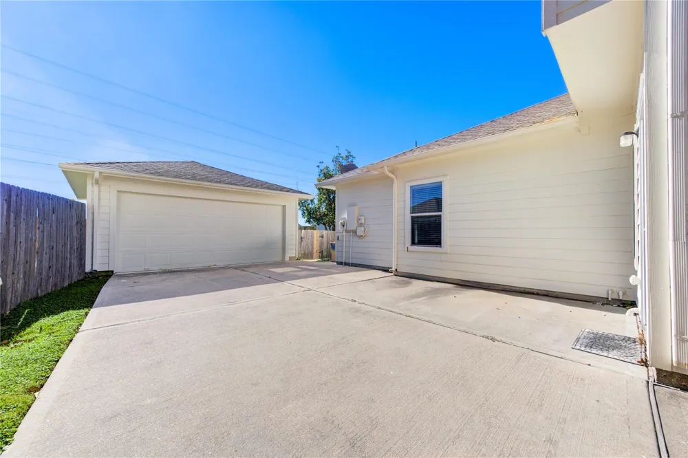 16723 Mammoth Springs Drive Houston, TX 77095