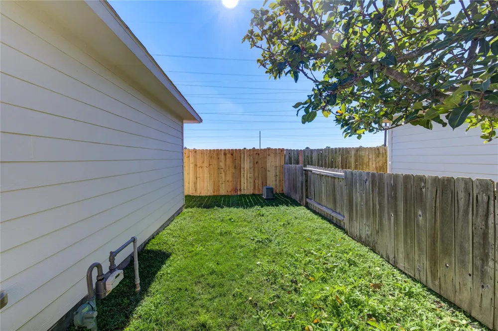 16723 Mammoth Springs Drive Houston, TX 77095