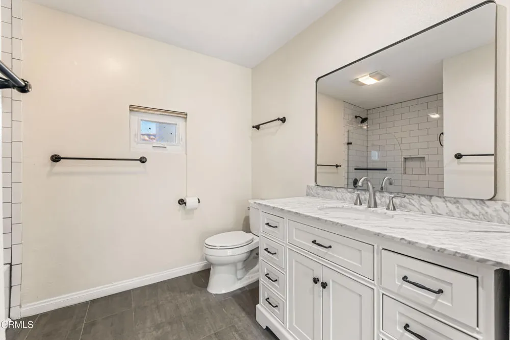477 S Euclid Avenue #E Pasadena, CA 91101