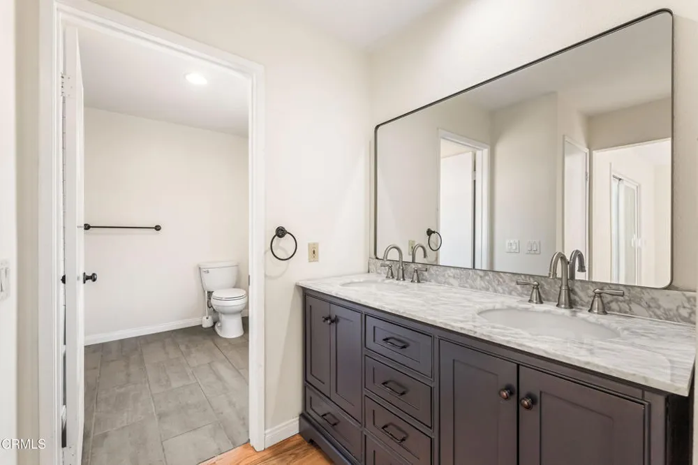 477 S Euclid Avenue #E Pasadena, CA 91101