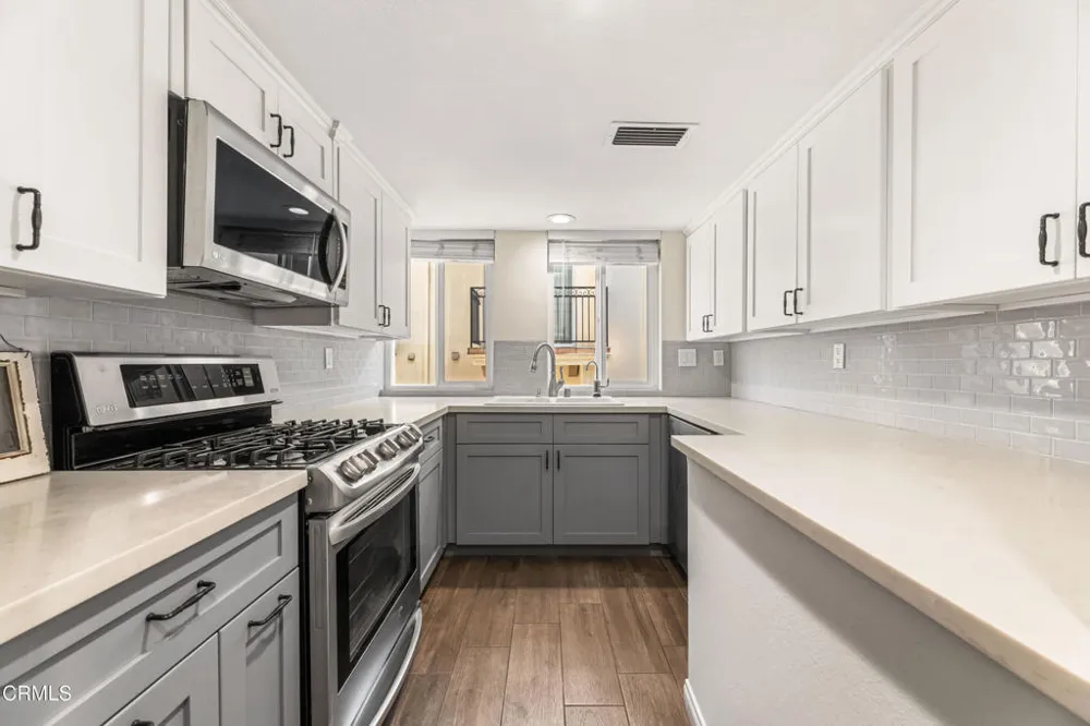 477 S Euclid Avenue #E Pasadena, CA 91101