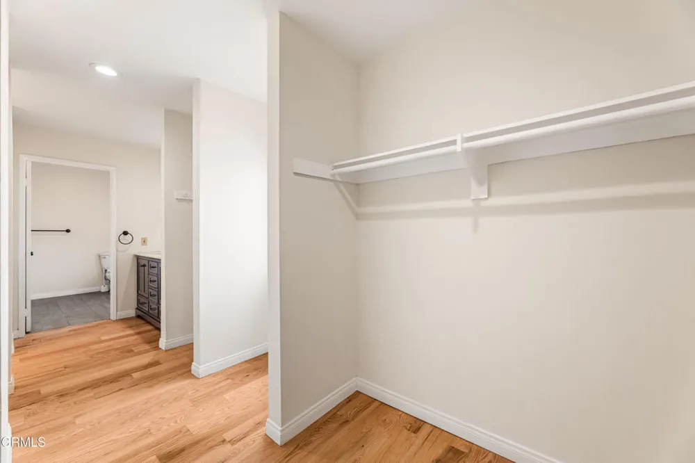 477 S Euclid Avenue #E Pasadena, CA 91101