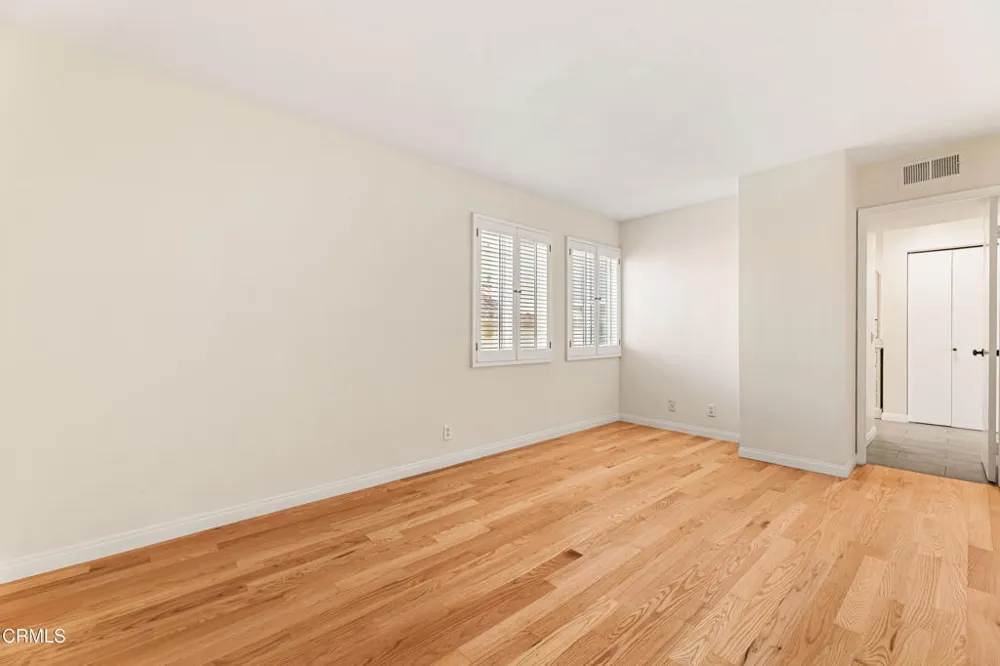 477 S Euclid Avenue #E Pasadena, CA 91101