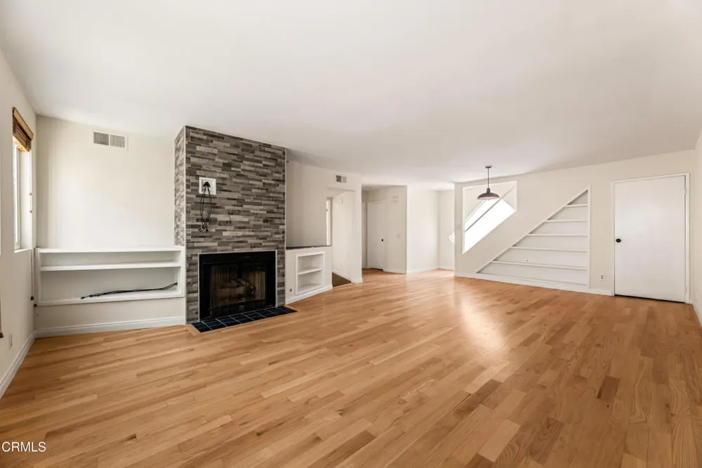 477 S Euclid Avenue #E Pasadena, CA 91101
