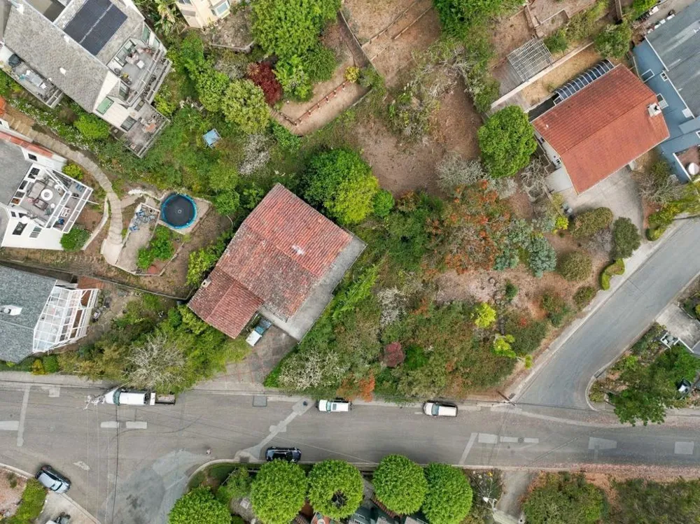 578 Portola Avenue El Granada, CA 94018