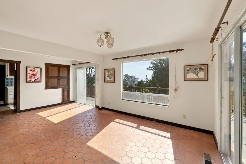 578 Portola Avenue El Granada, CA 94018