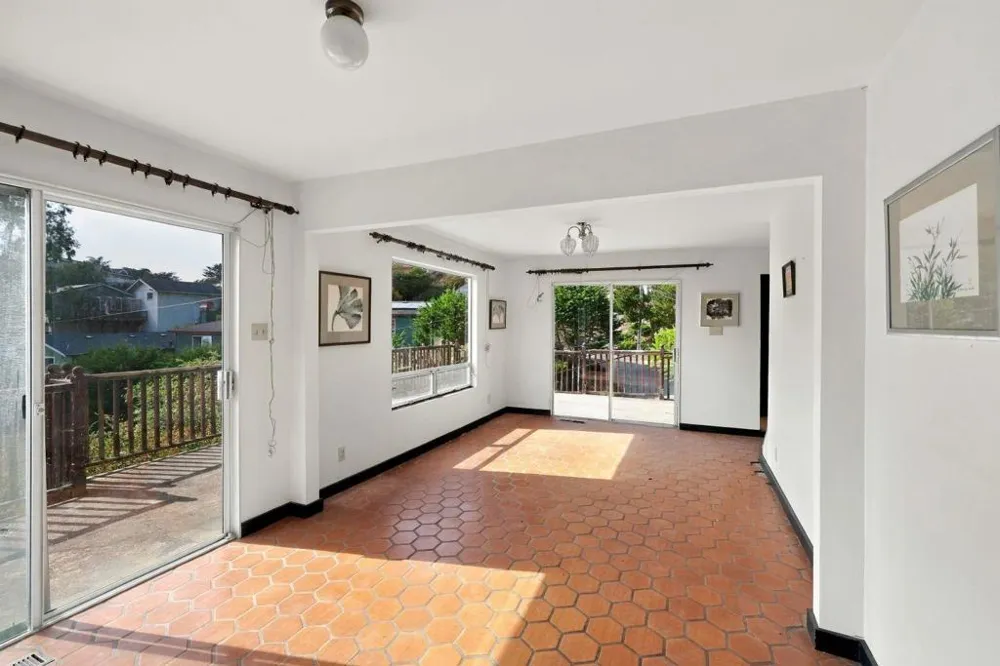 578 Portola Avenue El Granada, CA 94018