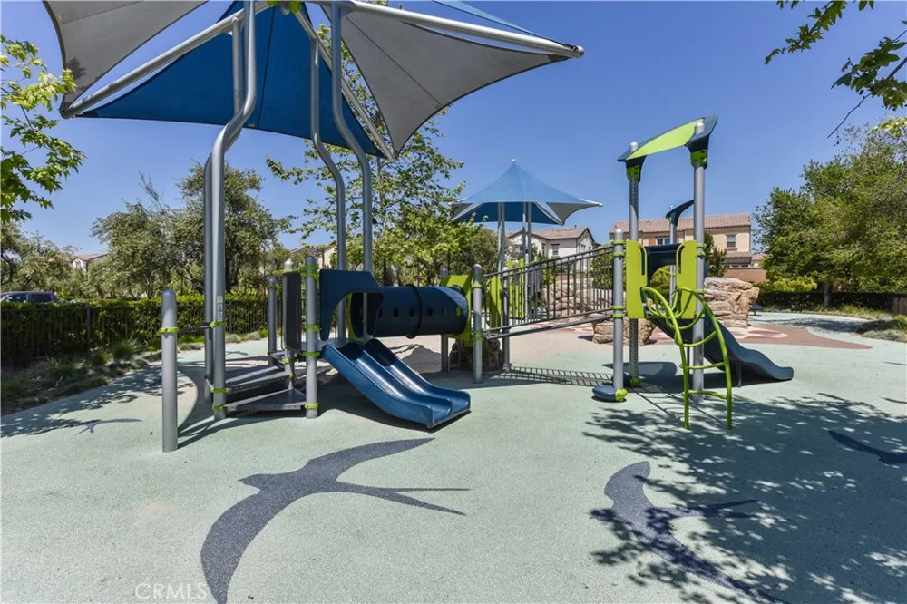 126 Saybrook Irvine, CA 92620