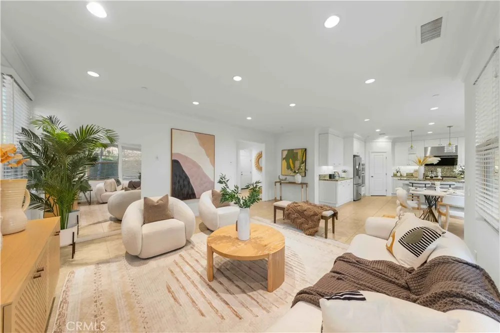 126 Saybrook Irvine, CA 92620