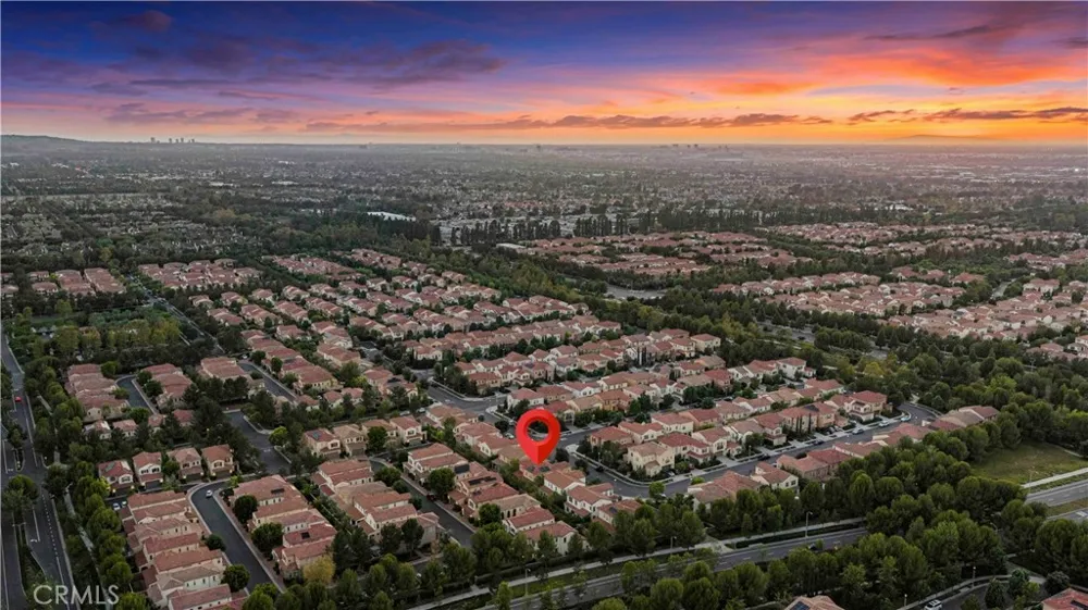 126 Saybrook Irvine, CA 92620