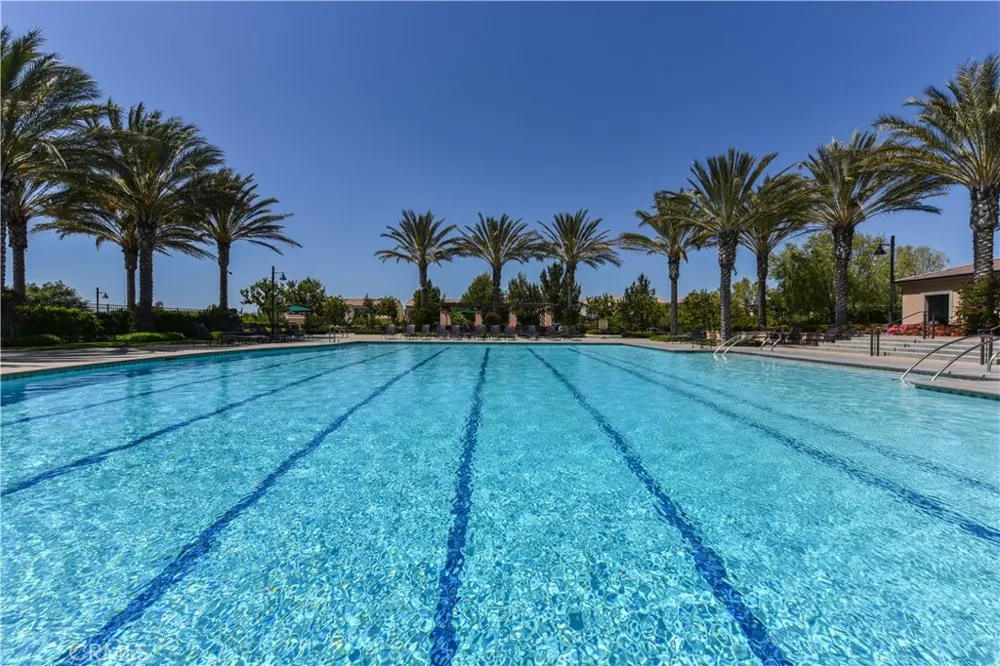 126 Saybrook Irvine, CA 92620