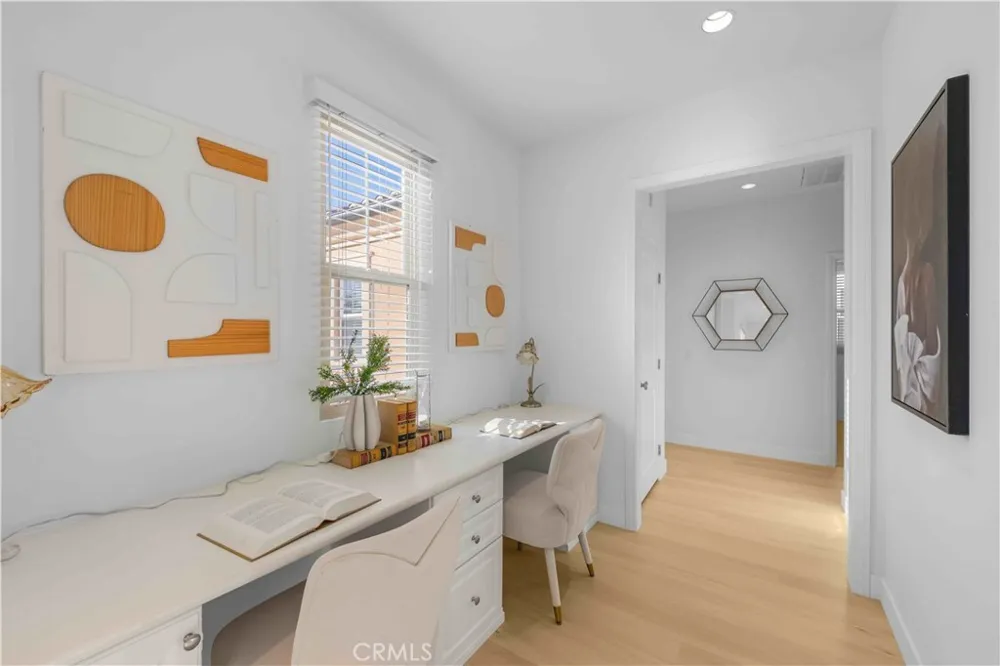 126 Saybrook Irvine, CA 92620