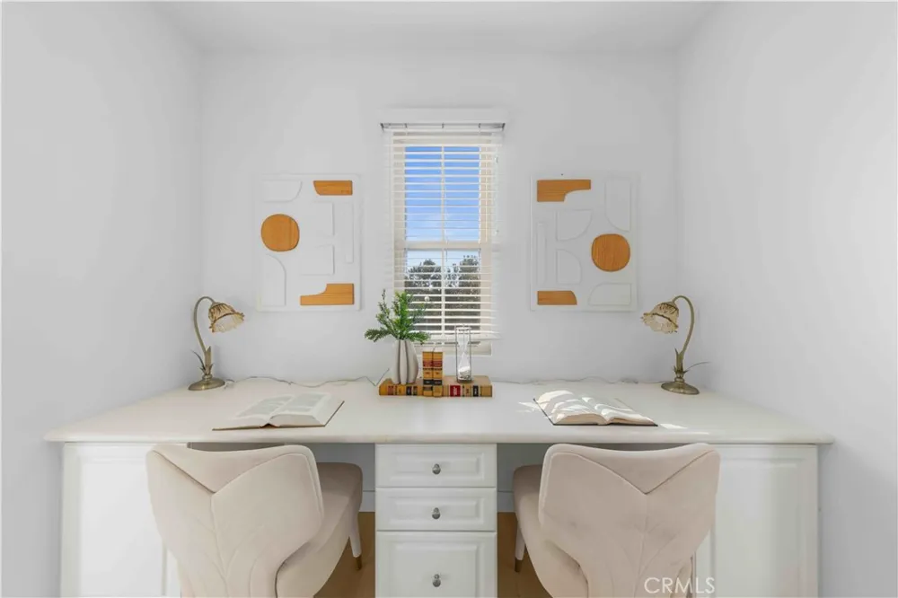 126 Saybrook Irvine, CA 92620