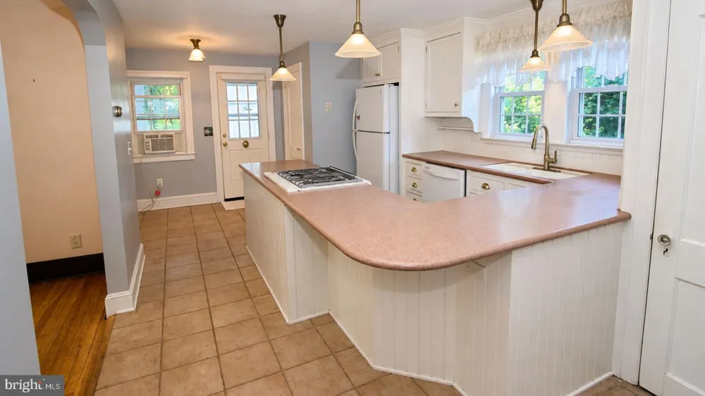 4101 NOTTINGHAM WAY Trenton, NJ 08690