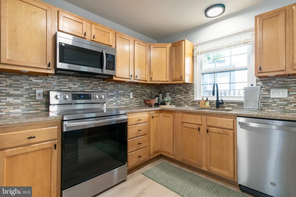 2109 SHORE DRIVE Edgewater, MD 21037