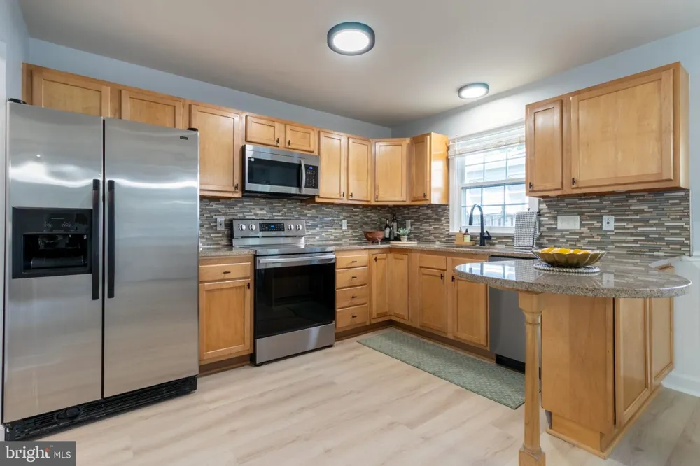 2109 SHORE DRIVE Edgewater, MD 21037