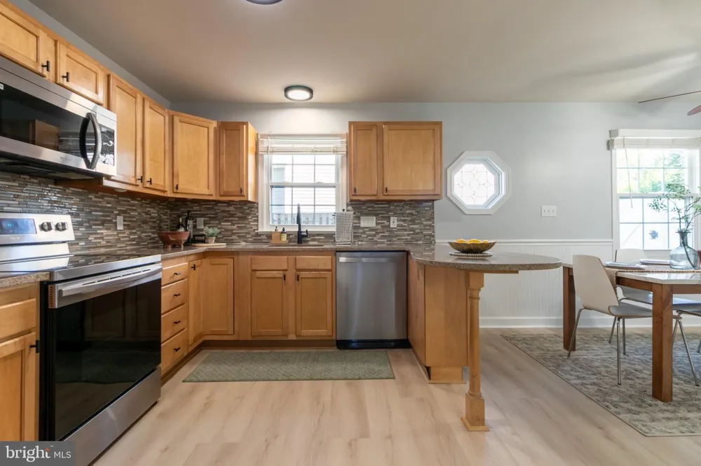 2109 SHORE DRIVE Edgewater, MD 21037