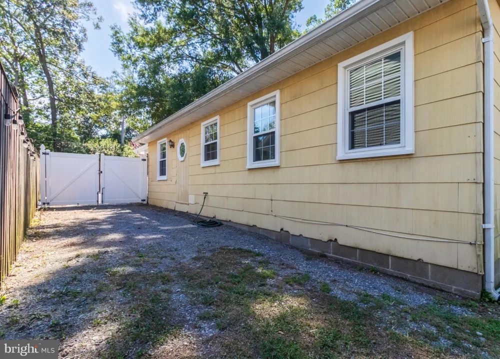 2109 SHORE DRIVE Edgewater, MD 21037