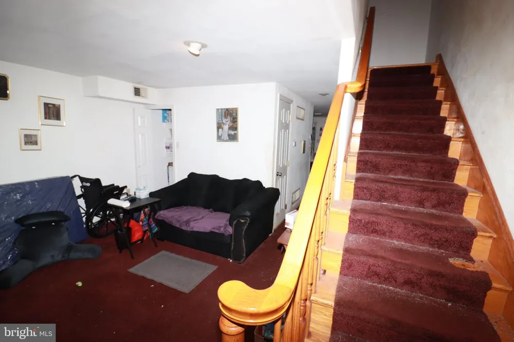 1350 MAPLE AVENUE Elsmere, DE 19805