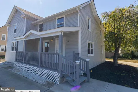 35 DELSEA DRIVE