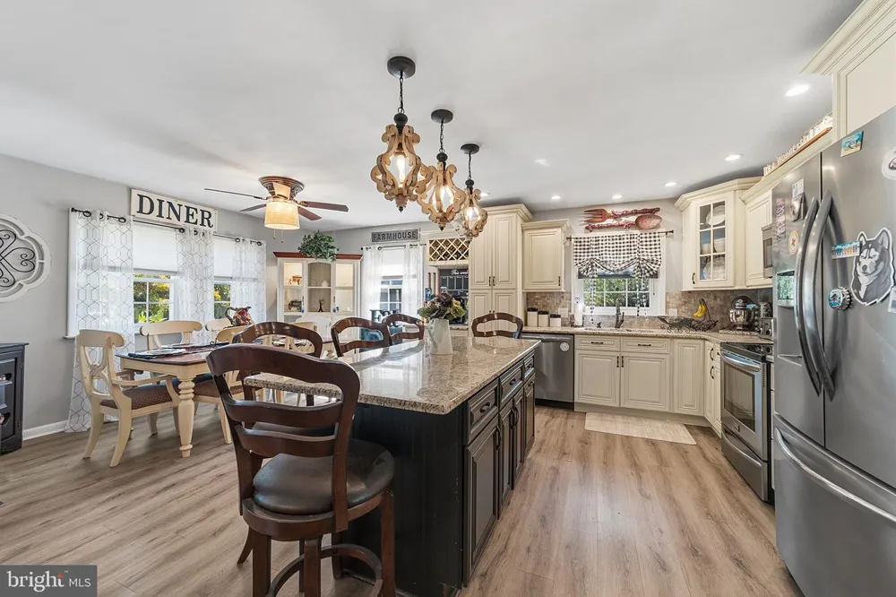 450 CITATION LANE Warminster, PA 18974